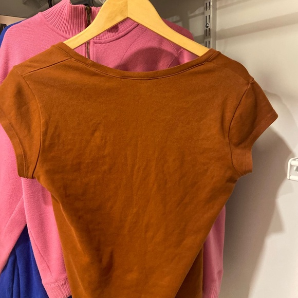 Rust Orange Women's Top - Picture 2 of 2